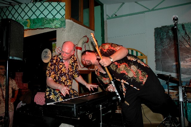 min 2006 06 11 guinguette mp 324